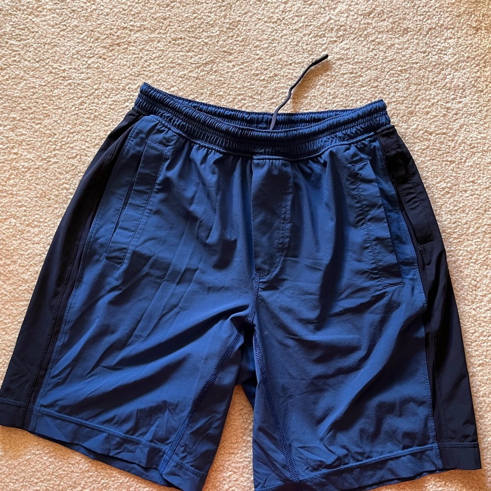 Lululemon Pacebreaker short